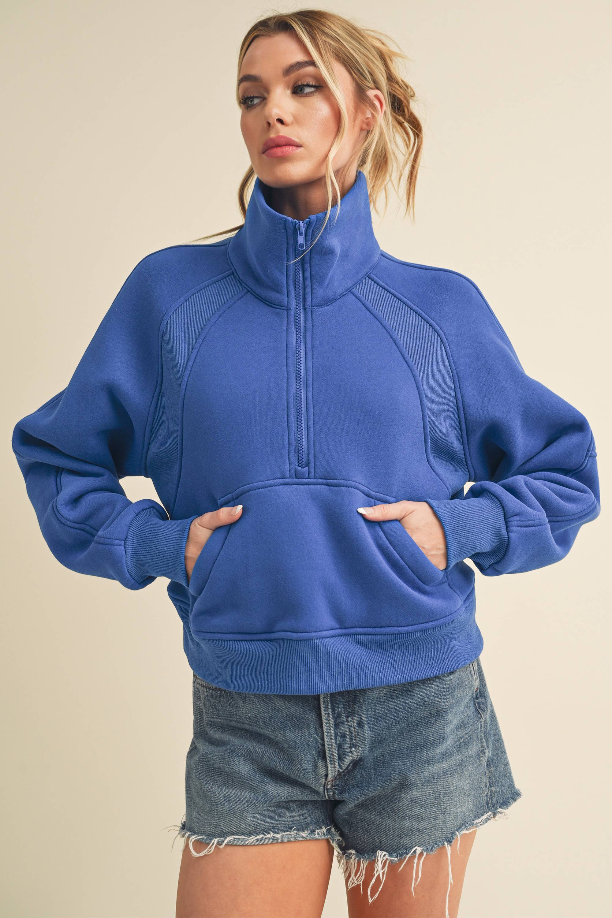AEMI + CO - Wholesale Sweatshirt - Dames - 950CK Duif, trechterhals, halve ritssluiting, 223