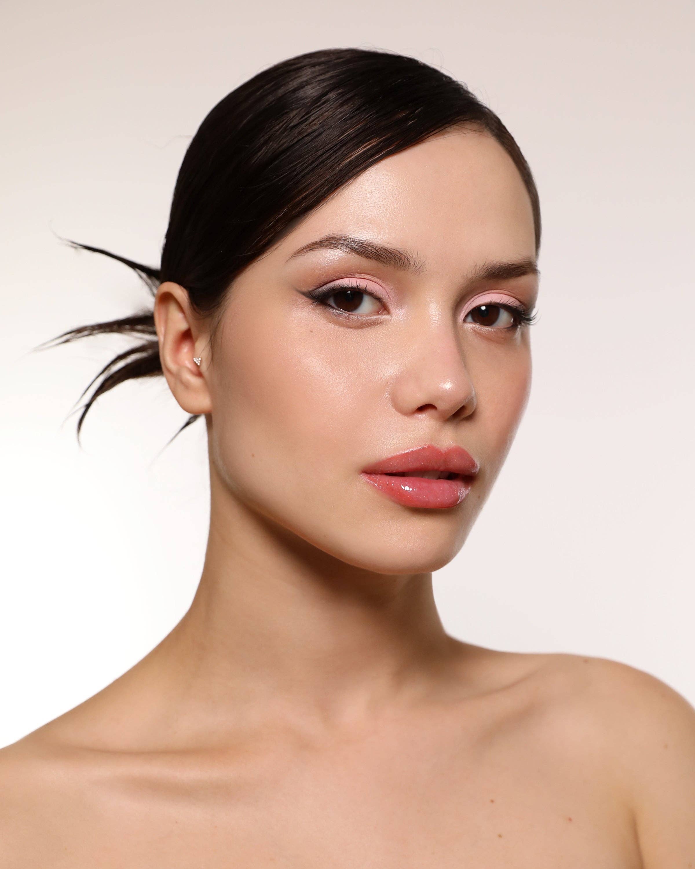 Moira Cosmetics - Wholesale Lip Gloss - Starshine Lip Gloss (001, Karma)2