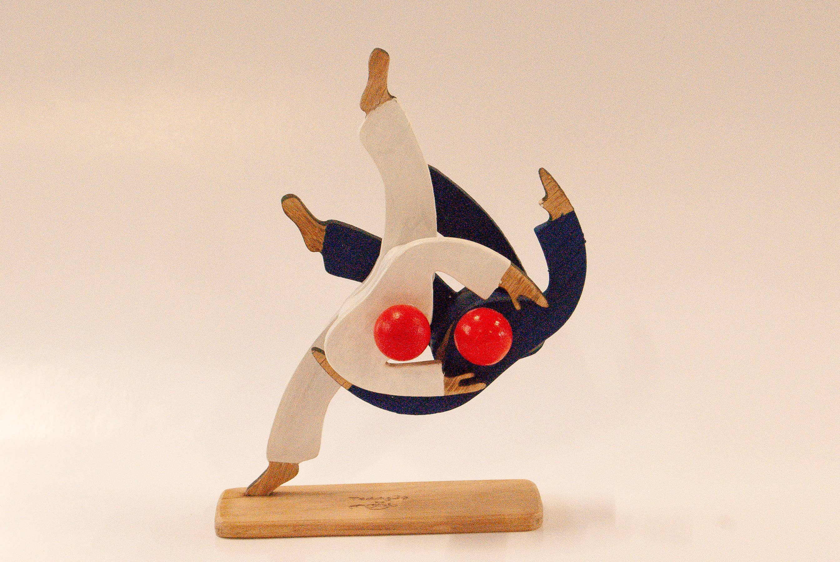 Mobjo - Vendita all'ingrosso Statuette decorative - Figura in legno di judoka3