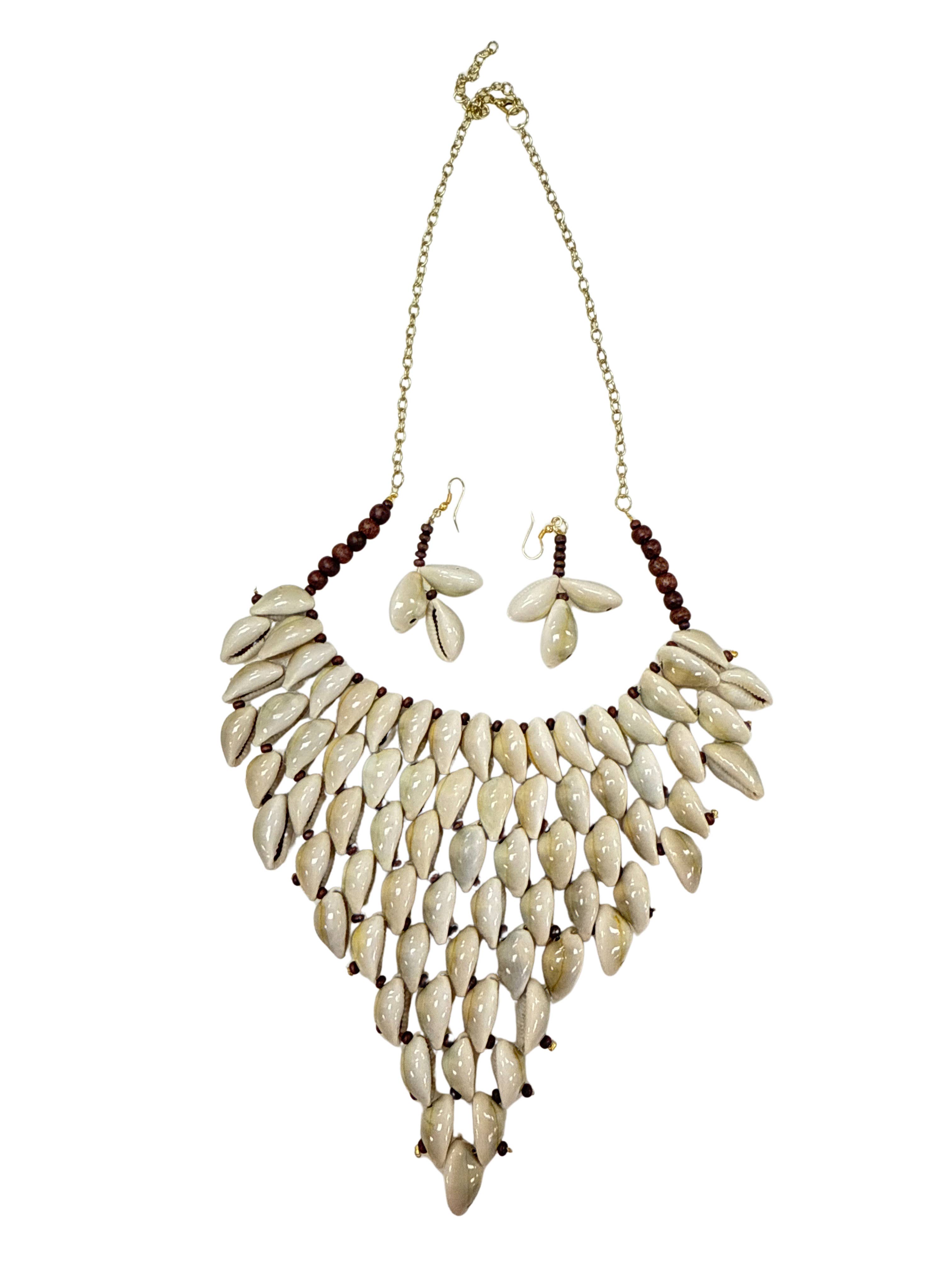 Treasure Jewelry - Wholesale Bib Necklace - Large Cowrie Shell Bib Necklace Cowie Necklace