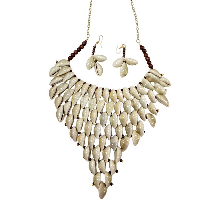 Treasure Jewelry - Wholesale Bib necklace - Large Cowrie Shell Bib Necklace Cowie Necklace2