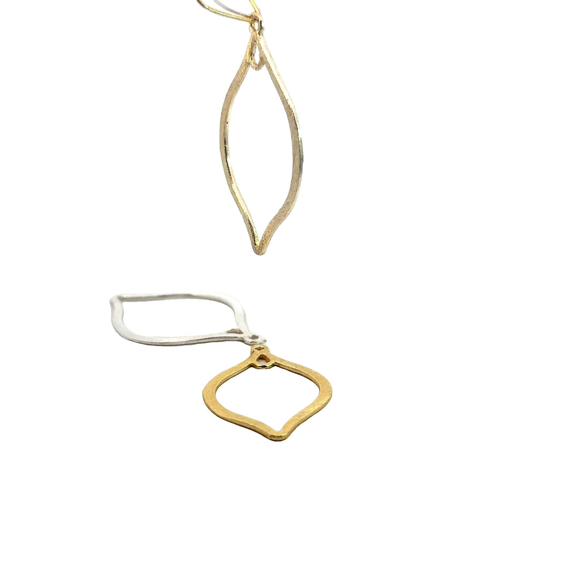 Purity Beads – Engroshandel Håndværk forsyninger – Guldfinish og sølvbelagt, Gunmetal E-belagt, børstet finish, øreringskomponenter, to løkker, to størrelser: 47mx30m, 39mx29m8