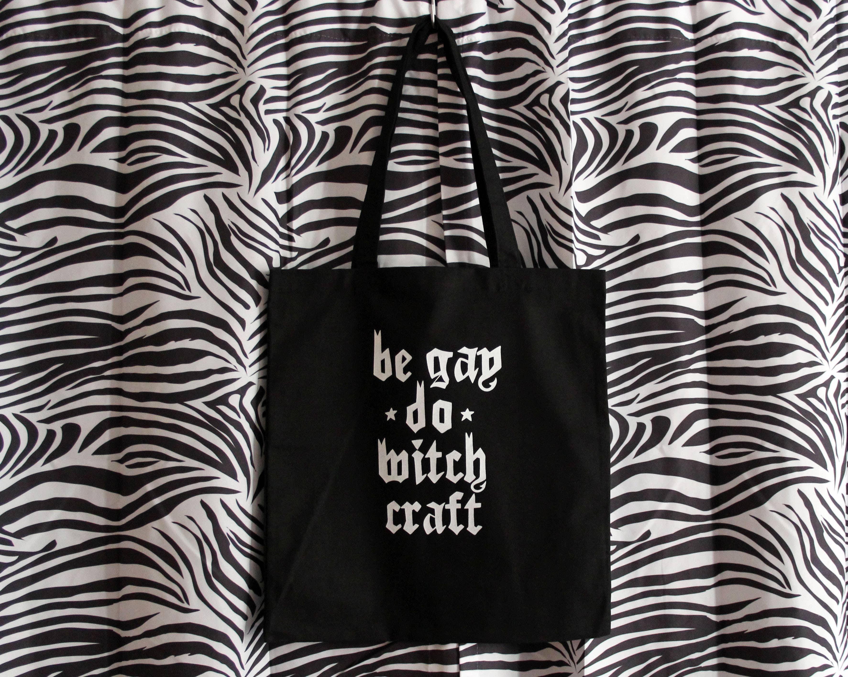 Midge Blitz - Venta al por mayor Bolsa de asa- Mujer - Be Gay Do Witchcraft Tote2