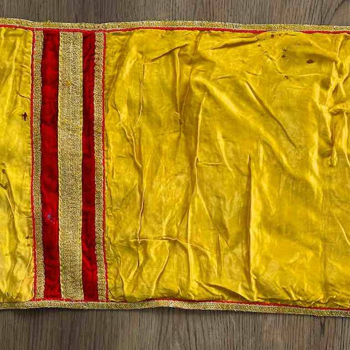 The Niger Bend - Vente Tapisserie/textile - Tissu d'autel en tissu ecclésiastique authentique de conception catholique vietnamienne IHS1