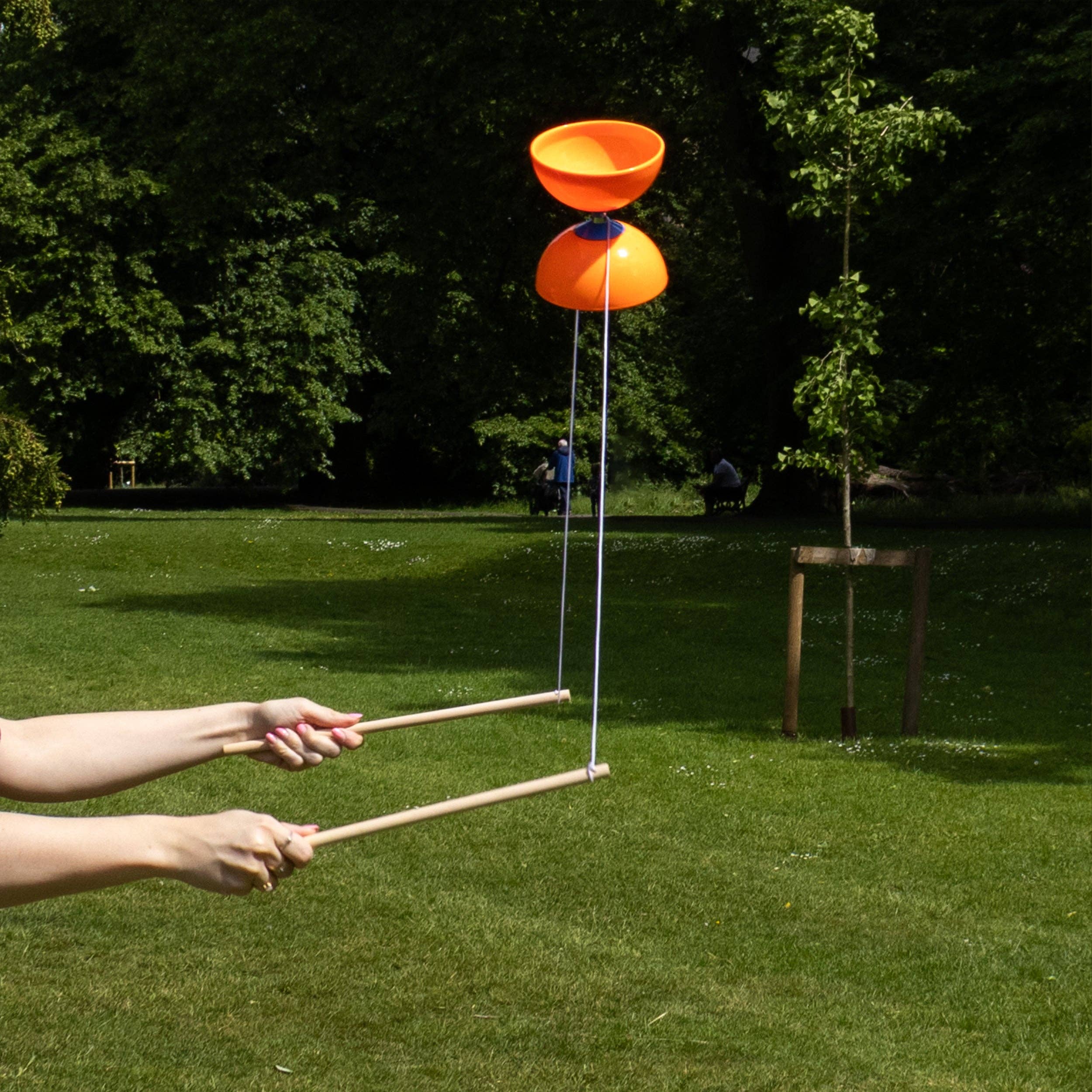 Robert Frederick Ltd - Vendita all'ingrosso Giocattolo classico - Bambini - Flamingo Giochi Diabolo3