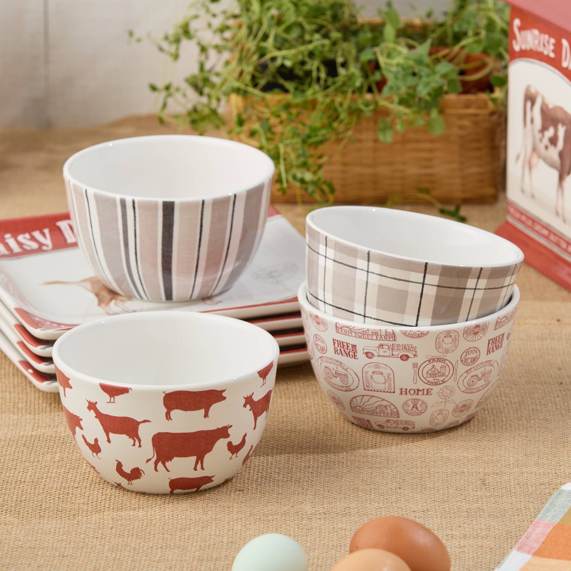 Certified International – wholesale Bowl – Vintage Farm Ice Cream Bowl 5.25" x 3" 4 asst. 22 oz0