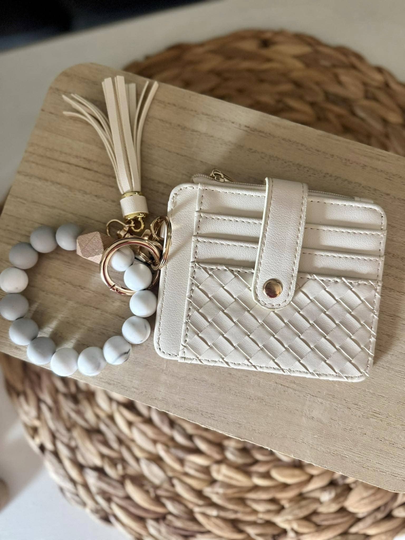 MiMi Wholesale - Wholesale Wallet - Women's - BB139x205 Nina Quilted Beaded Keychain Bracelet Wallet11