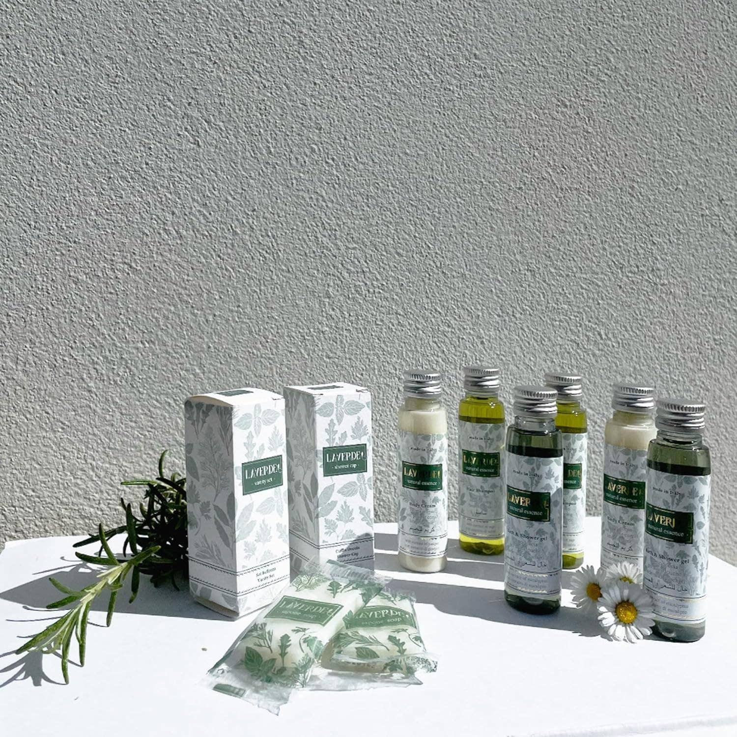 Flexi Amenities – Großhandel Bade- & Körperpflege-Set – Hotel-Amenities Laverde Gastgeschenk-Set mit Kräuterextrakten6