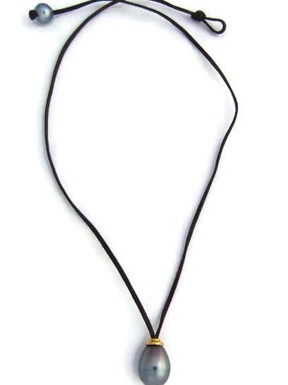 Moorea Pendant Necklace for wholesale by Jhana Pearl