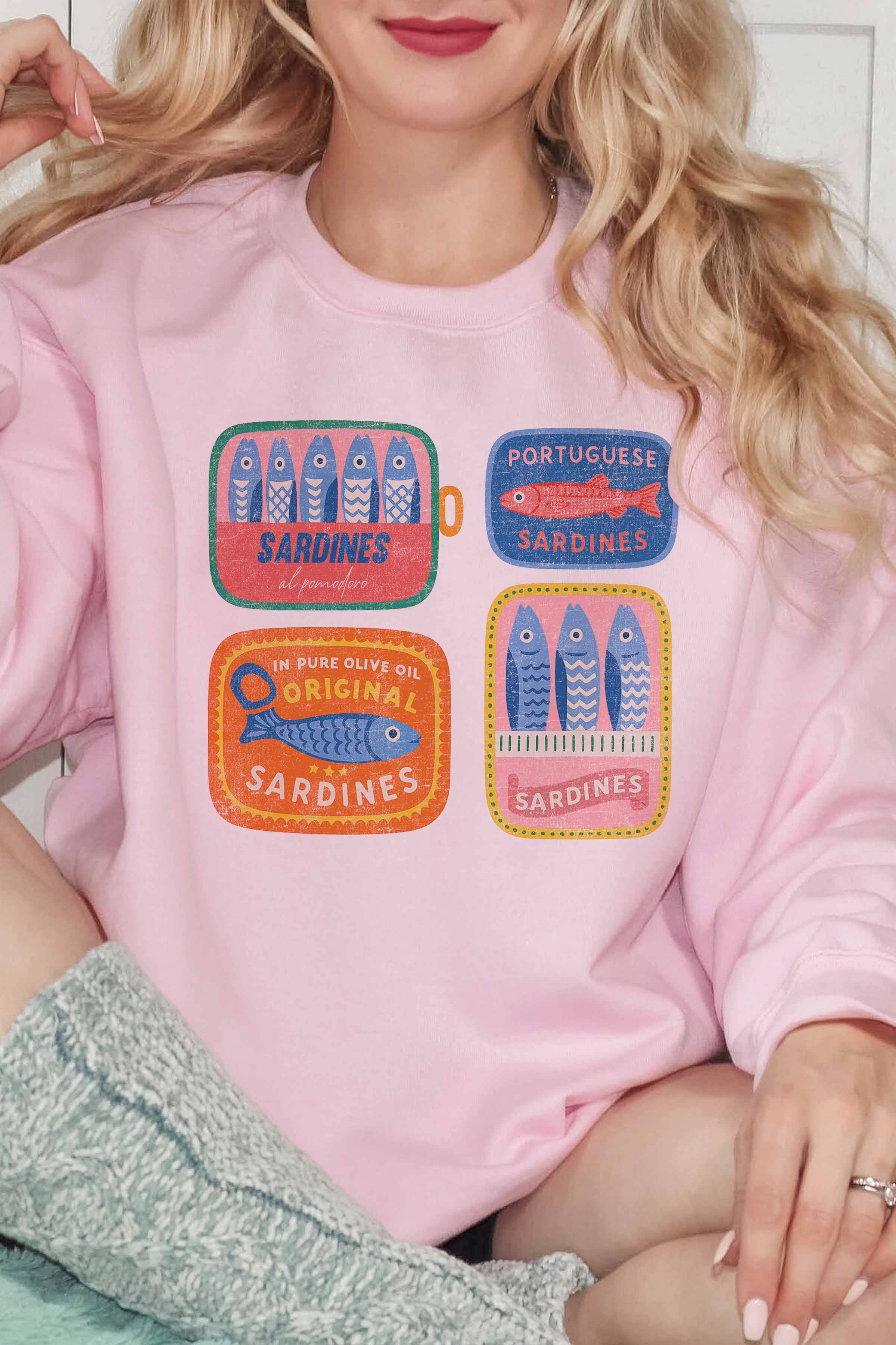 GOOD DAY STREET - Vente Sweat-shirt à imprimés – femme - [G2031X-OSS] SWEATSHIRTS SURDIMENSIONNÉS COLLAGE DE SARDINES EN BOÎTE1