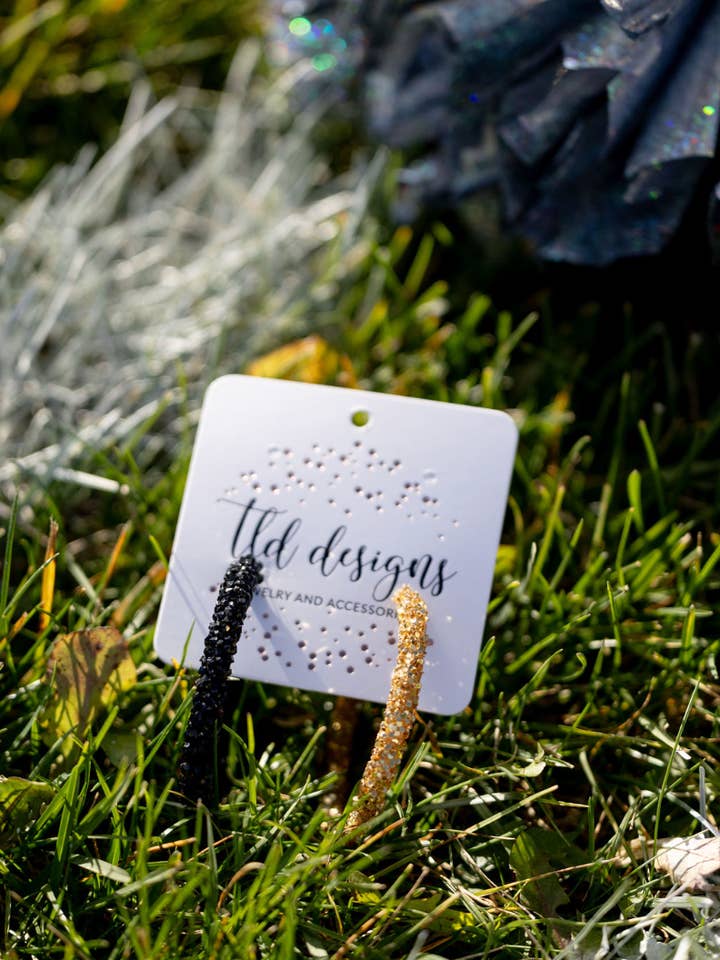 Créoles à paillettes Game Day pour la vente par TLD Designs