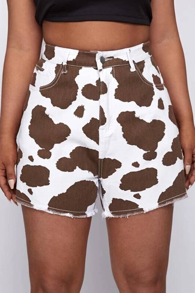 UNISHE - Wholesale Shorts - Women's - BTMW021 Western Cow Print High Waist Denim Shorts4
