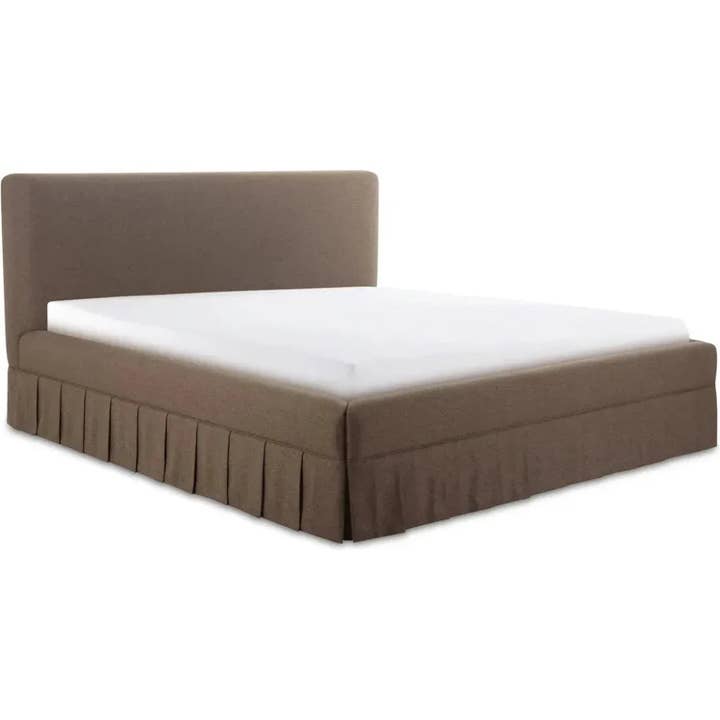 Lit marron en bois Maren pour la vente par LOOMLAN