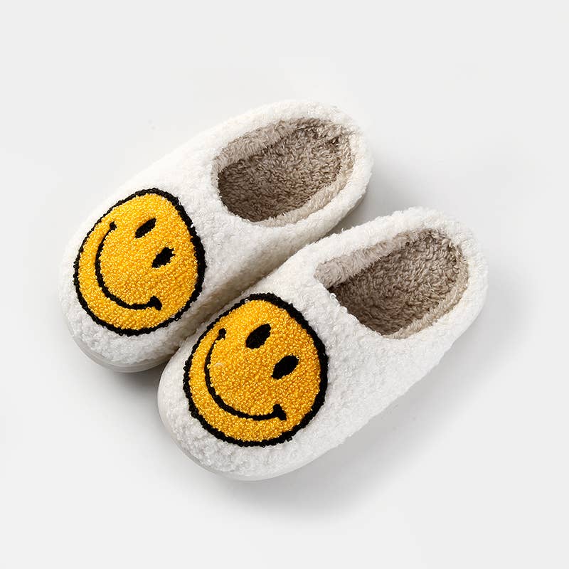 Shop Lev - Wholesale Slippers - Kids - Kids Smile Face Soft Plush Warm Slippers6