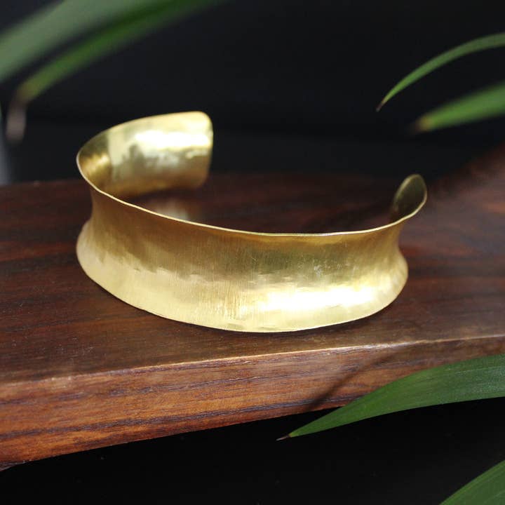 LA MAR - Wholesale Bib Necklace - MASÁI gold-plated choker6