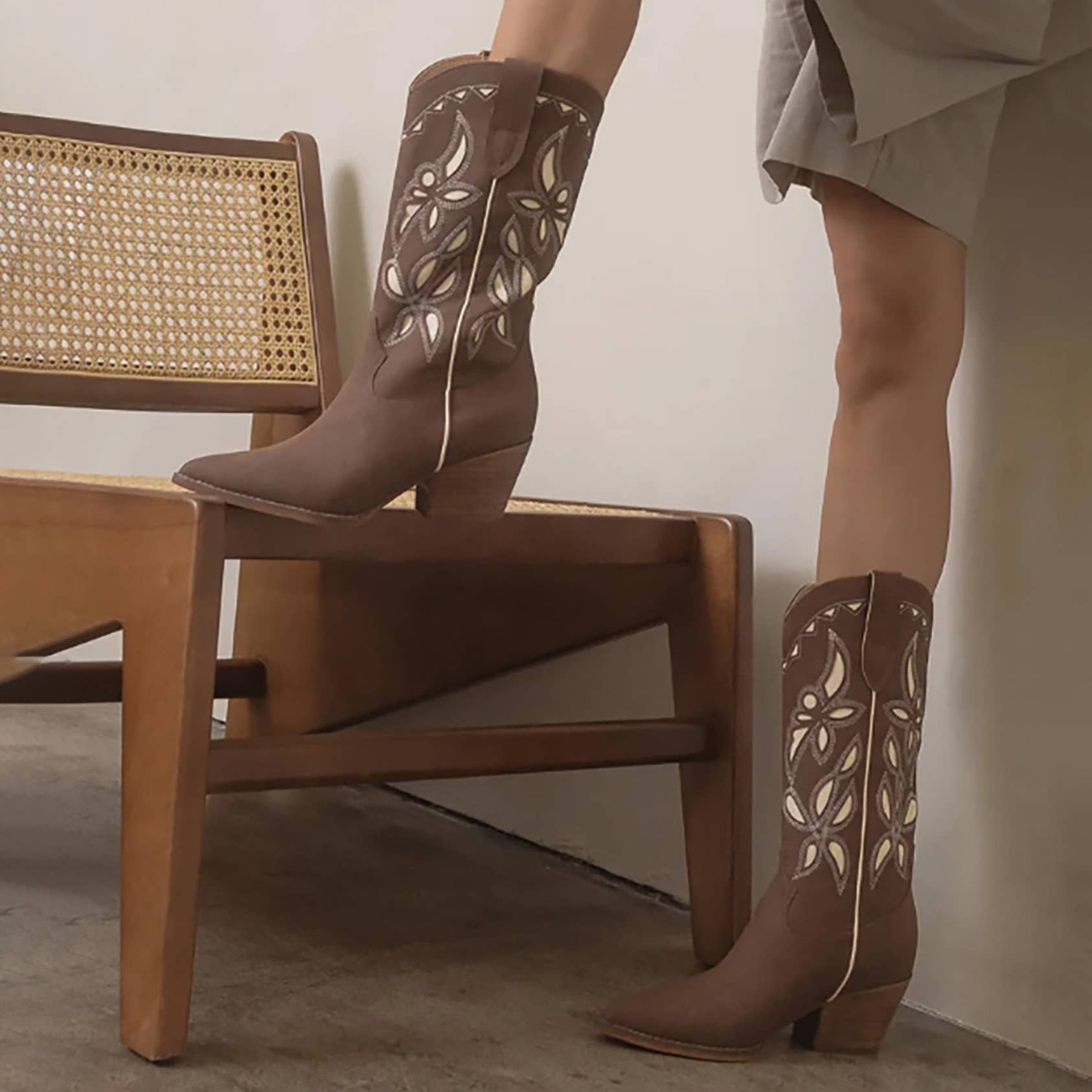 Mis Jes - Wholesale Cowboy Boots - Women's - OS-ZINNIA5