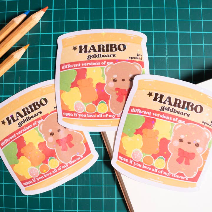 Adesivo in vinile olografico Love Me For Who I Am Gummy Bears per la vendita all'ingrosso da parte di Notmehmehstudio