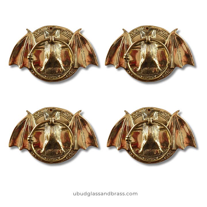 Set med 4 fladdermusdörrknackare / handdukshållare / möbelhandtag | Gotisk mässingsbeslag – Guld & Antik finish för wholesale av Ubud Glass