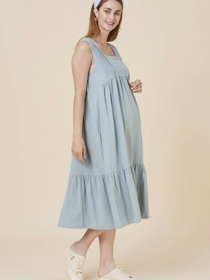 Crinkled Maxi Dress for wholesale by LIV Maternity