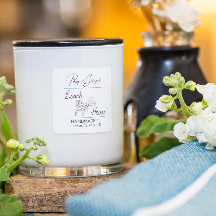 13 ounce Soy Candle + Wood for engroshandel hos Pepper Street Studio