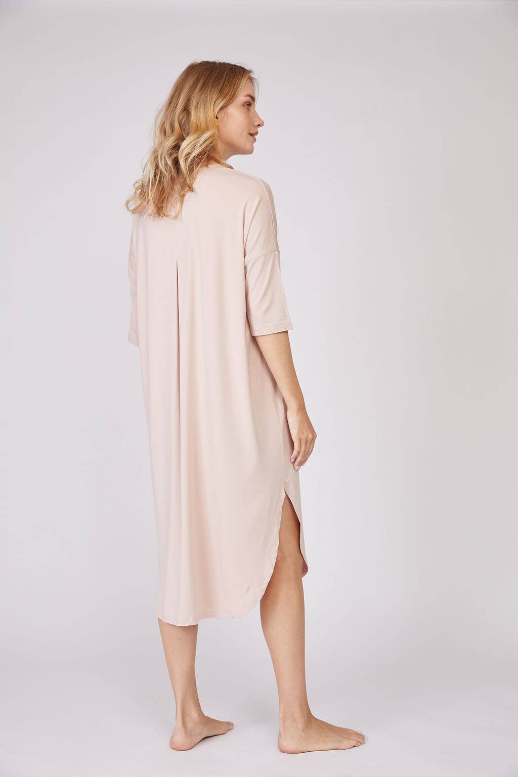 Pure Fiber - Wholesale Lounge Top - Women's - Bamboo Full Body Shirt – Soft, Relaxed Fit Lounge Dress1