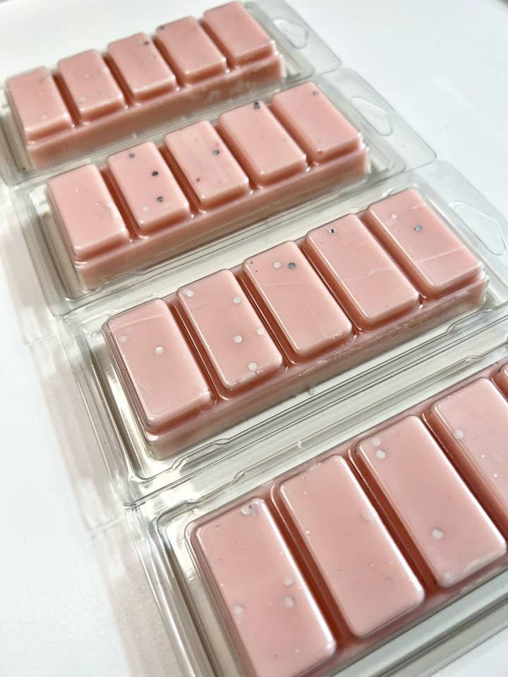 La Vie Est Belle Wax Melt Snapbar for wholesale by The Fizz Bizz