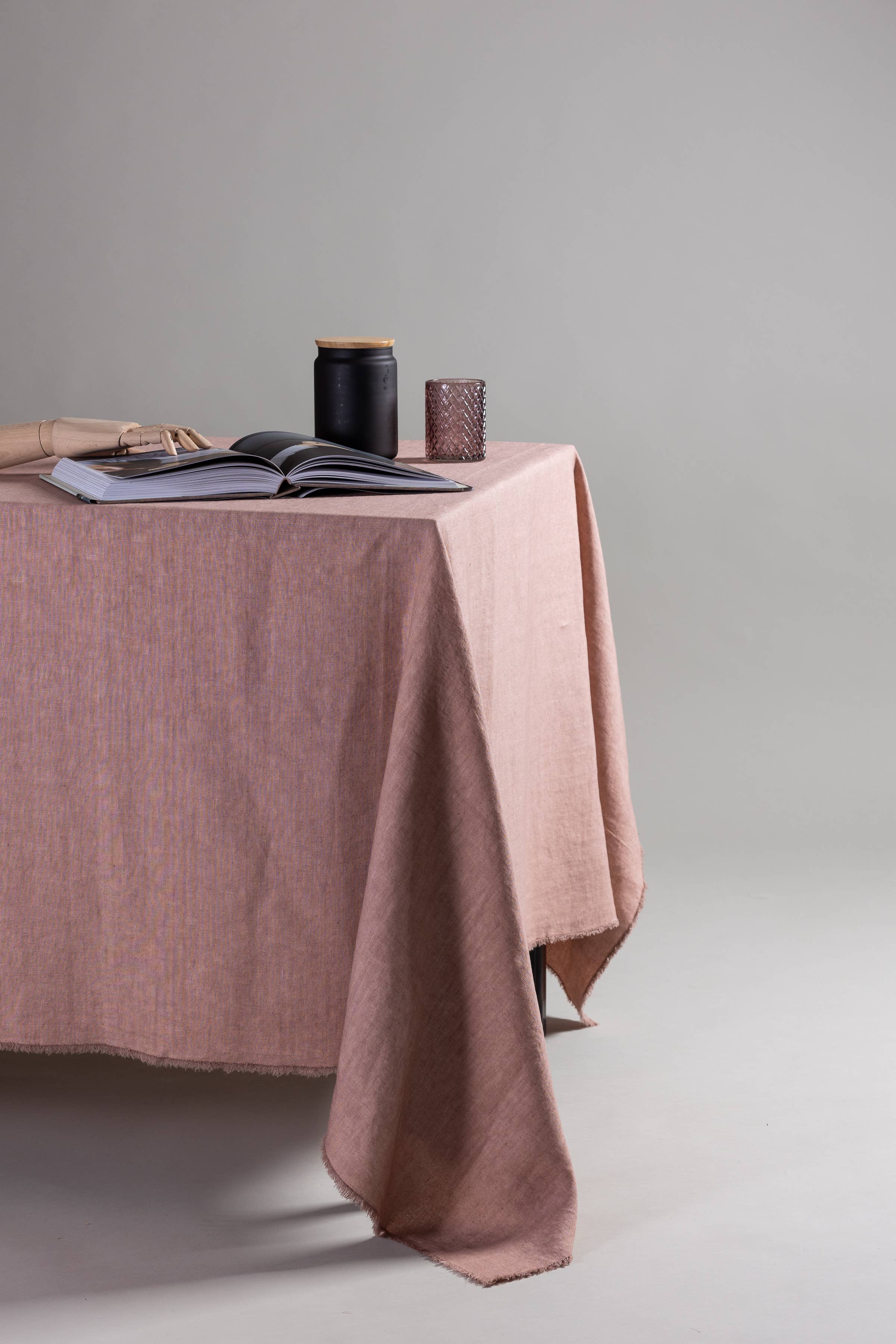 FEELUM homelinen by David Home srl - Vente Nappes - Nappe OASI en lin 100 %, fabriquée en Italie2
