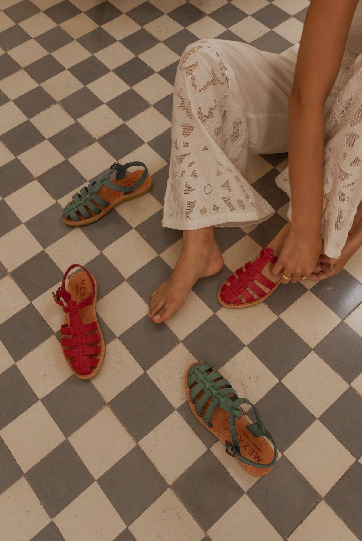 Mexas EU - Wholesale Sandals - Women's - CHILAQUILES ROJOS - Women's red leather fisherman sandals9