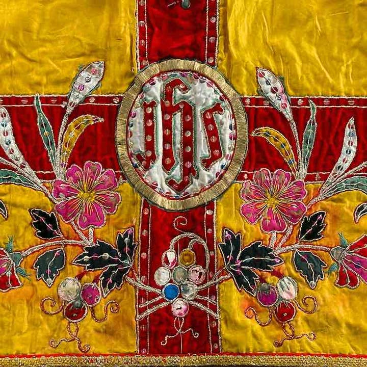 The Niger Bend - Vente Tapisserie/textile - Tissu d'autel en tissu ecclésiastique authentique de conception catholique vietnamienne IHS5