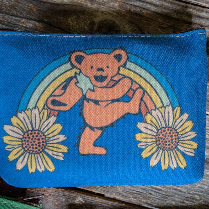 Fin de l'arc-en-ciel | Pochette en toile MOYENNE imprimée à la main pour la vente par In Blue Handmade