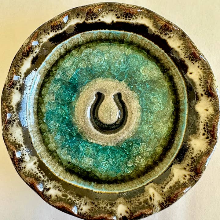 Down to Earth Pottery - Wholesale Decoratief bord/schotel/kom - Pictogram Schotel Hoefijzer0