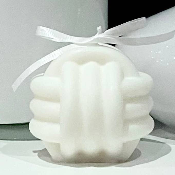 Knot Candle for wholesale by SoyCandleNYC