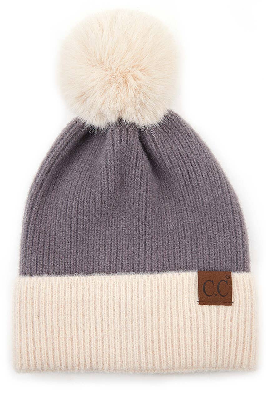 Hana – Engroshandel Beanie - Dame – C.C ensfarvet Pom Beanie med Beige manchet9