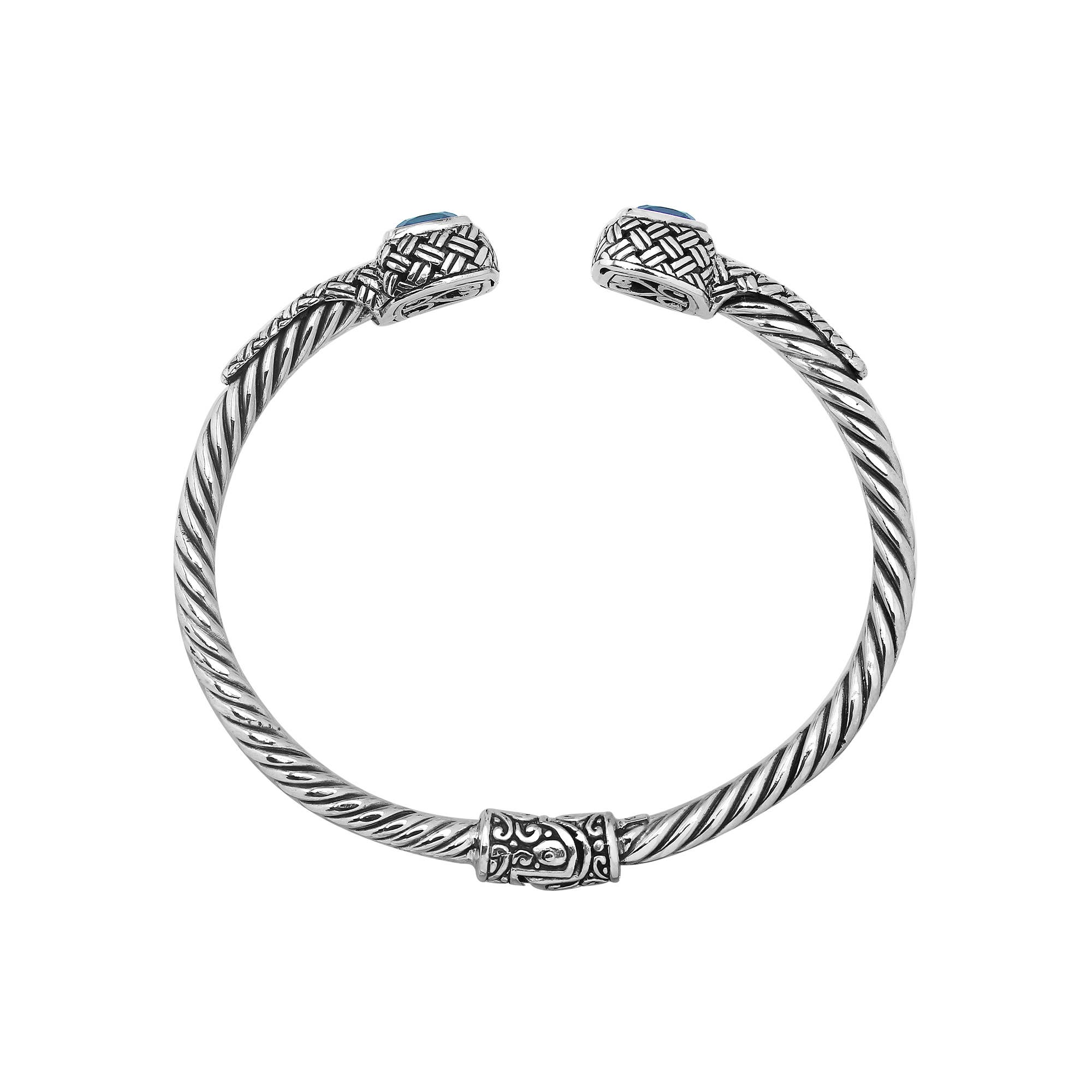 Bali Designs - Wholesale Manchet-armband - AB-1161-BT Sterling zilveren gevlochten armband met blauwe topaas kwarts uiteinden3