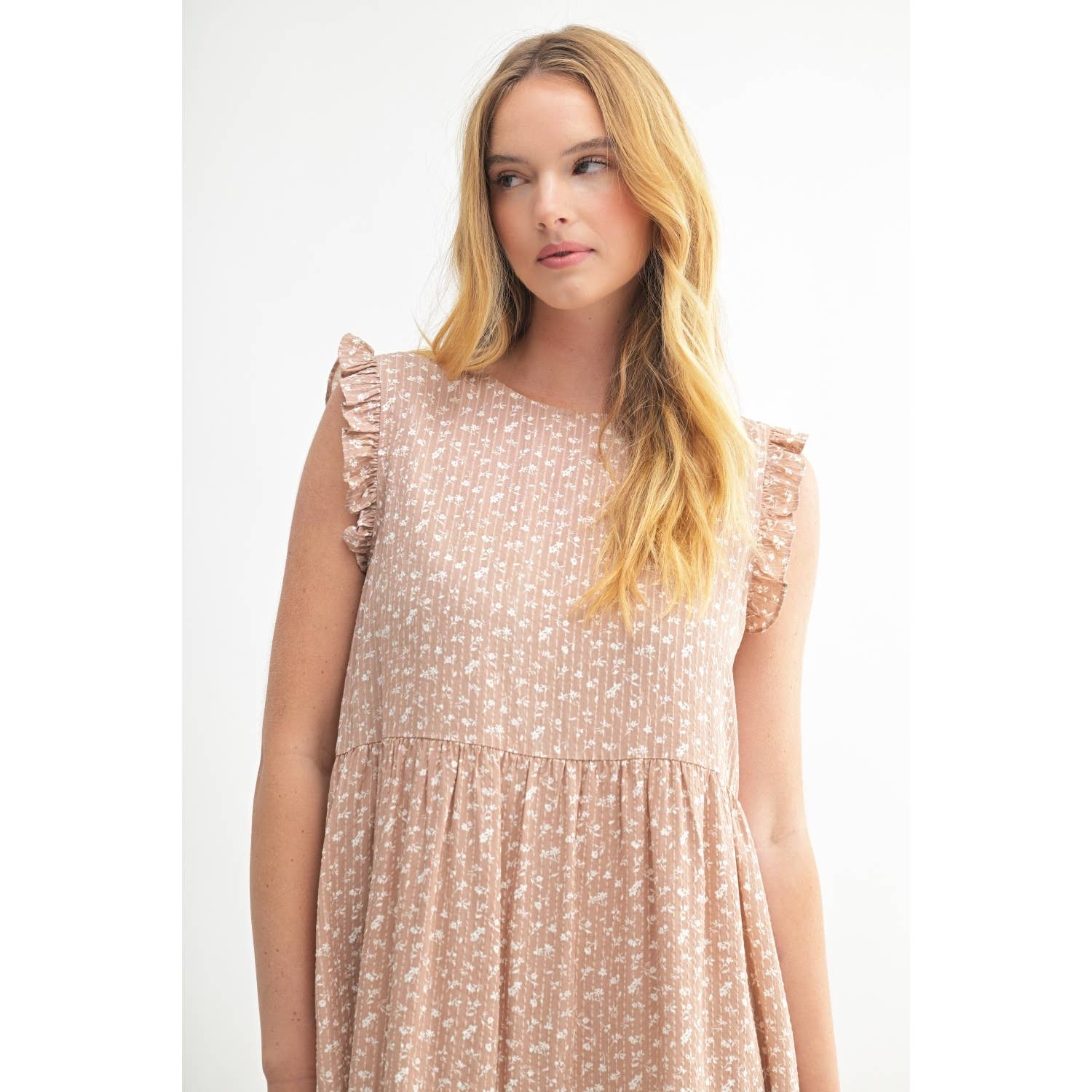 FUN2FUN - Vendita all'ingrosso Vestito - Donna - MINI ABITO A BALZE CON MOTIVO A RIGHE FLOREALI DELICATE E TESTURA15