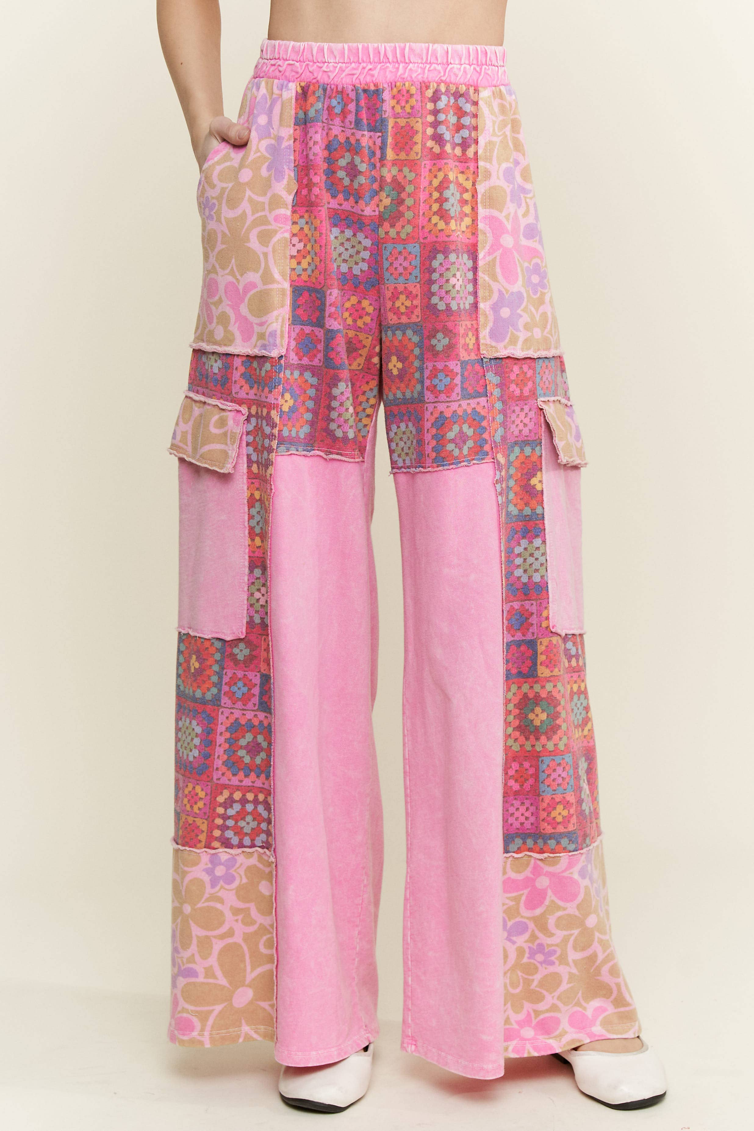 J.Her - Wholesale Pants - Women's - MineralWash Boho Crochet Floral Printed Pants HP575817