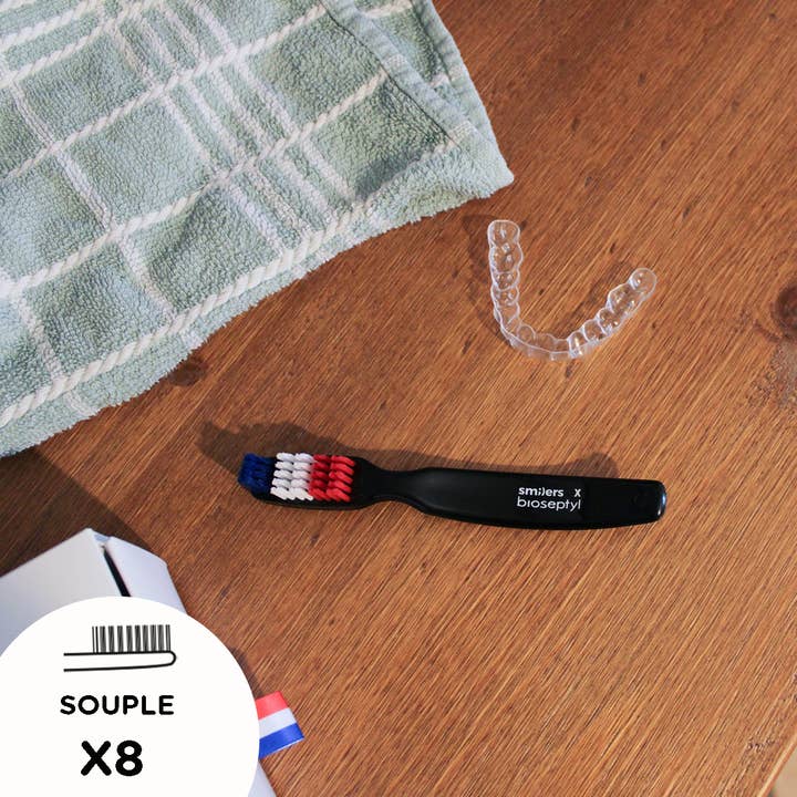 Escova, calha e aparelhos dentários removíveis - L'Impec por atacado de Bioseptyl-1845-Empreinte