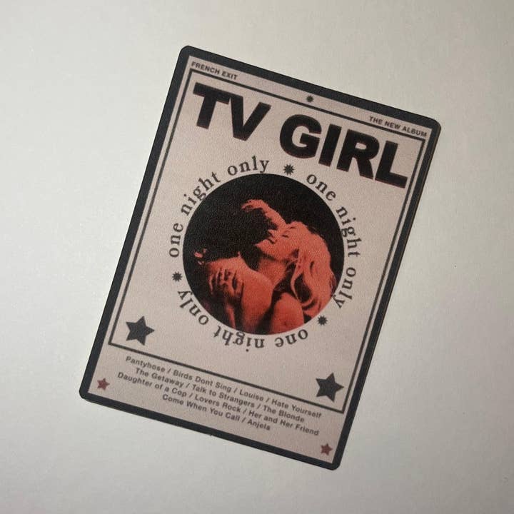 Adesivo impermeabile TV Girl French Exit Concert Kiss-Cut per la vendita all'ingrosso da parte di Literary by Ava