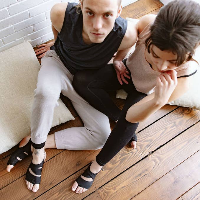 PIGA - Vente Chaussettes – femme - PigaLite™ Chaussettes antidérapantes de stabilité pour yoga, pilates et fitness12