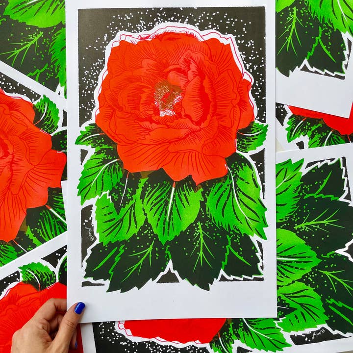 Risographischer Druck mit schwarzer Pfingstrose für den Großhandel von Emma Phelan Design