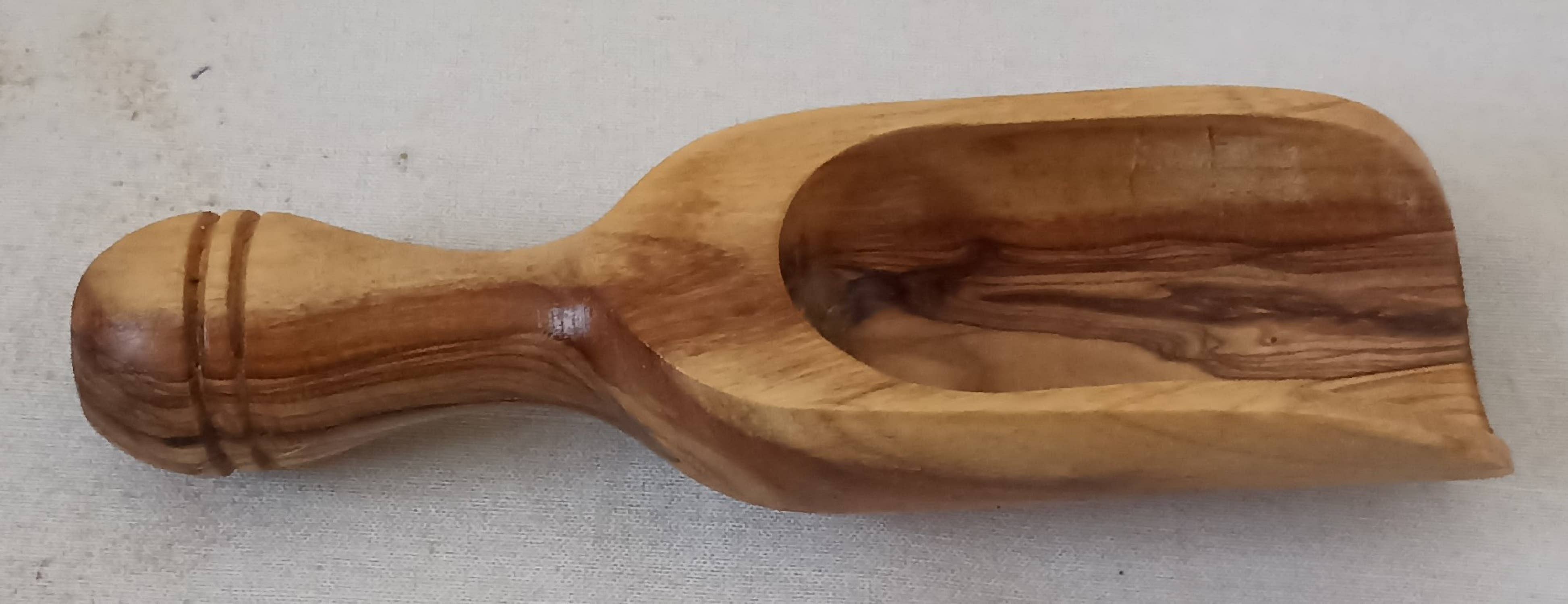 Spade flour 14 cm Olive Wood Natural for wholesale on Faire4