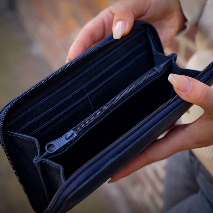 Blue Otavalo Wallet for wholesale on Faire1