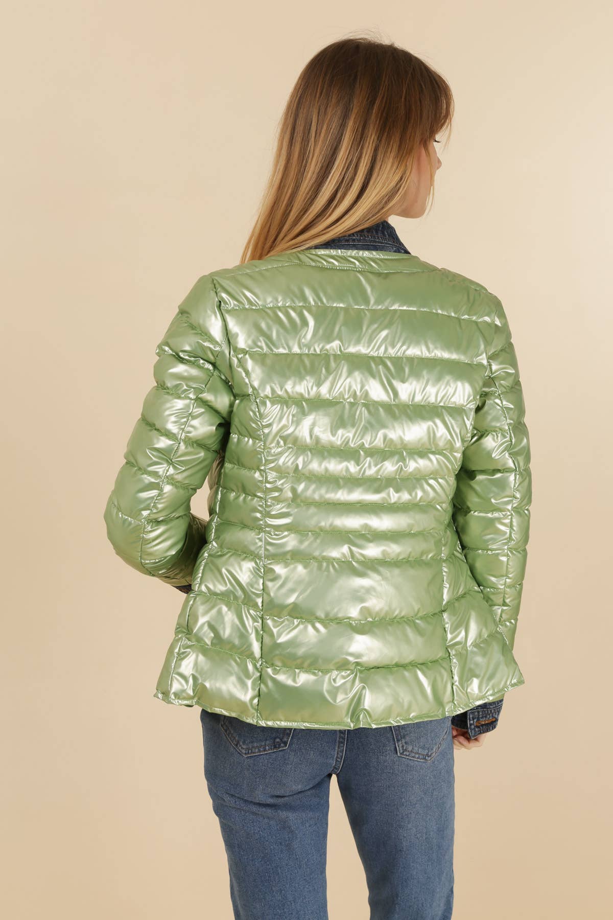 Attrait Paris - Wholesale Pufferjack - Dames - Kenza metalen jeansjack van twee materialen55