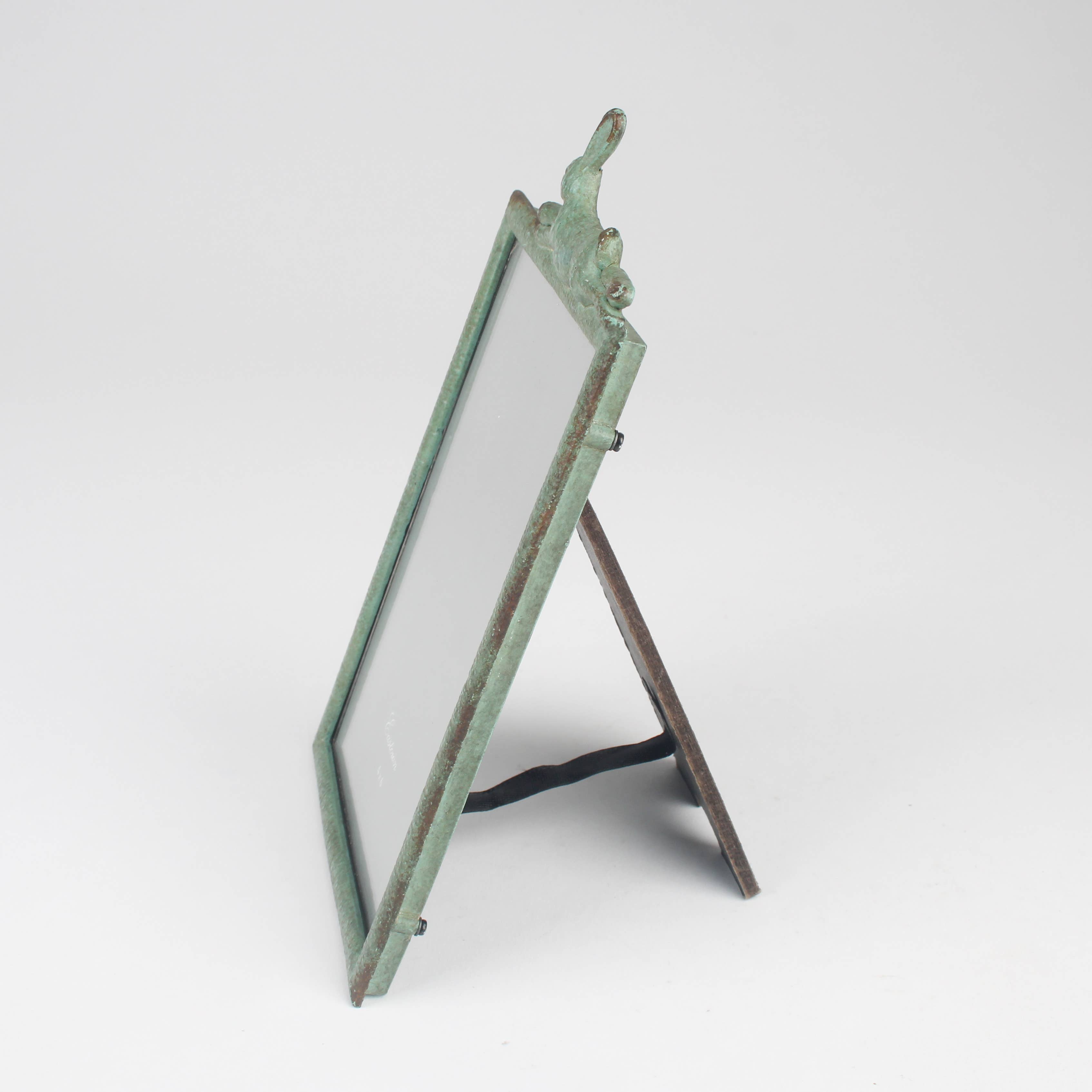 Originals International Ltd – Engroshandel Billedramme – Rustik grøn kanin fotoramme – 4 x 6” fritstående ramme1