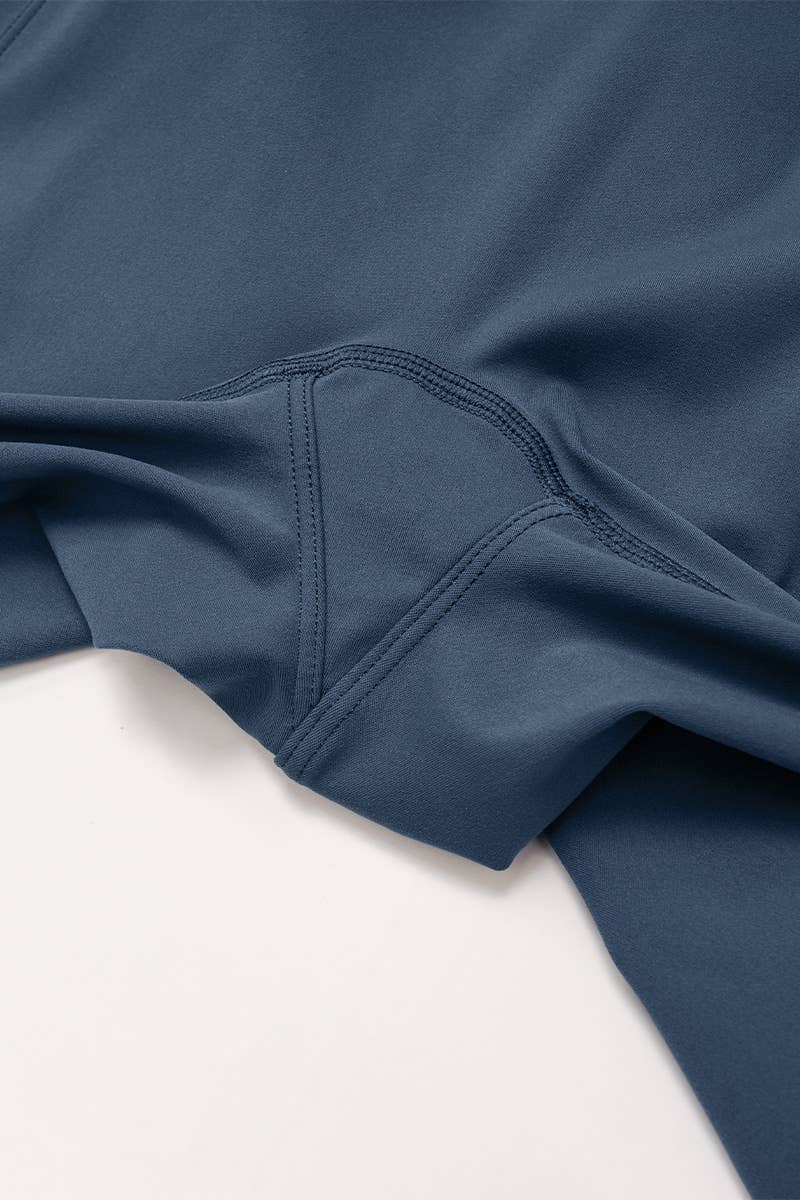 WONDERXFANS – wholesale Activewear set – Women′s – V-neck jacket+Sports tank top+High-waisted pleated back pant21