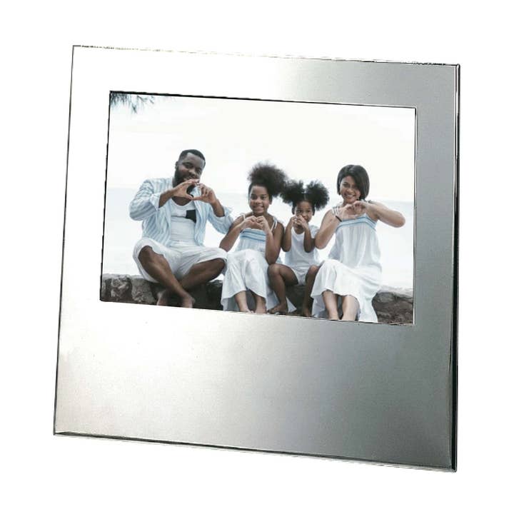 Marco de Diseño Silueta con Gran Área de Grabado para venta al por mayor de Creative Gifts International Inc.