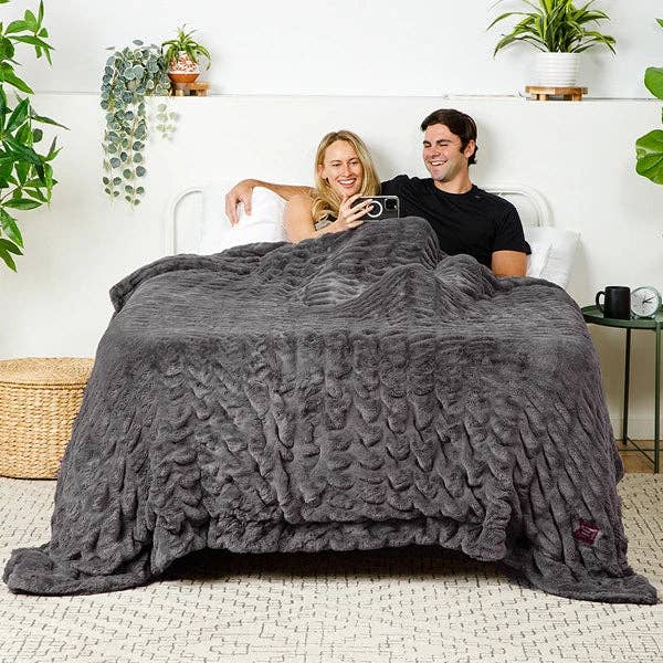 Big Blanket Co - Wholesale Throw Blanket - Cuddle Cloud™ Blanket17