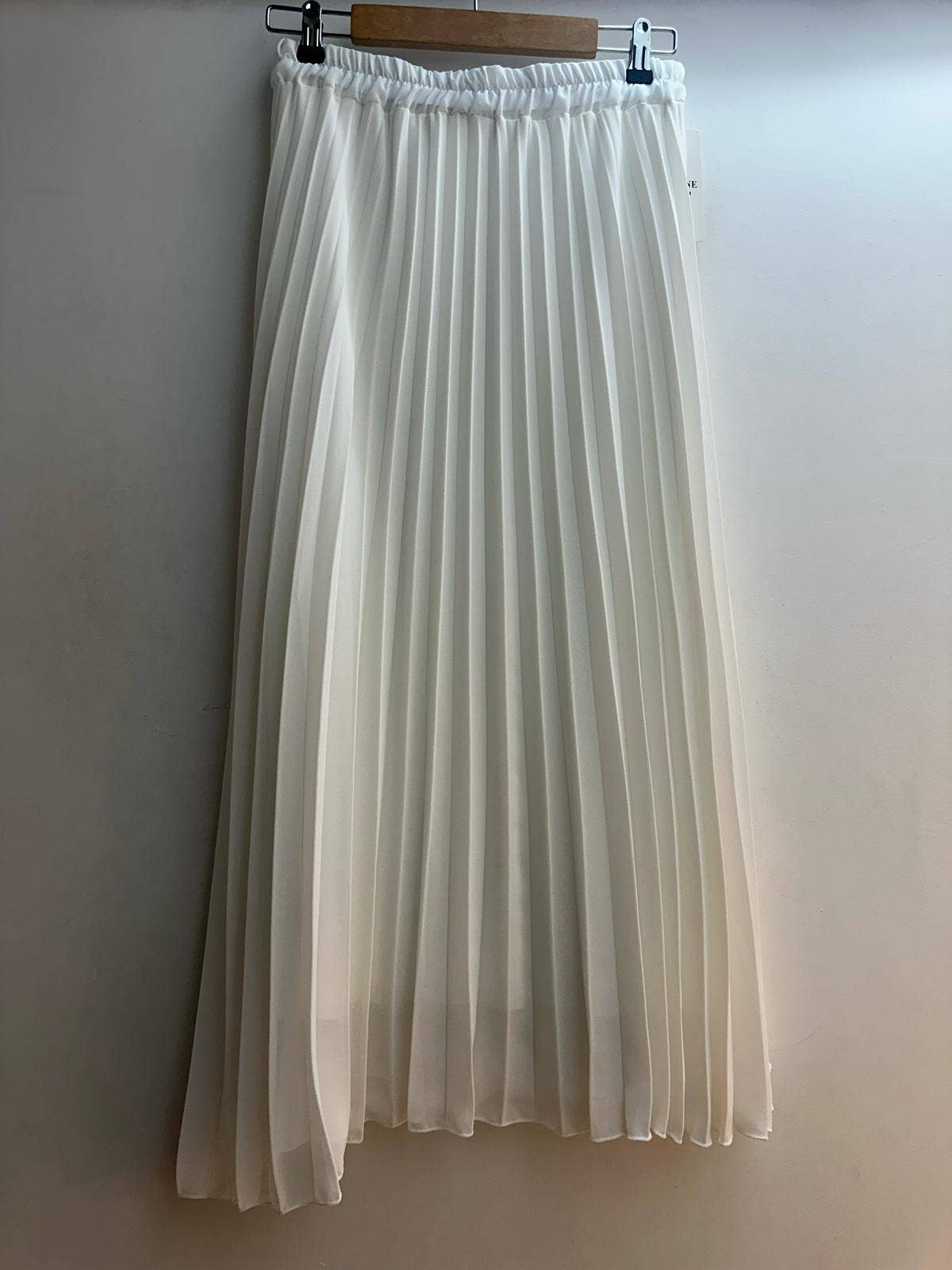 LORIANE – wholesale Skirt – Women’s – 22017U Long pleated solid skirt8