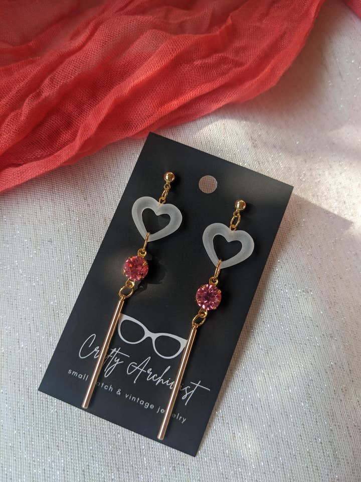 Brincos Amor Rosa por atacado de Crafty Archivist