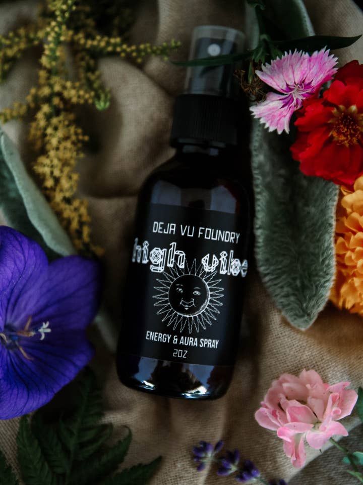 High Vibe Citrus Uplifting Energetic Aura Smudge Spray 2oz for wholesale by Deja Vu Foundry